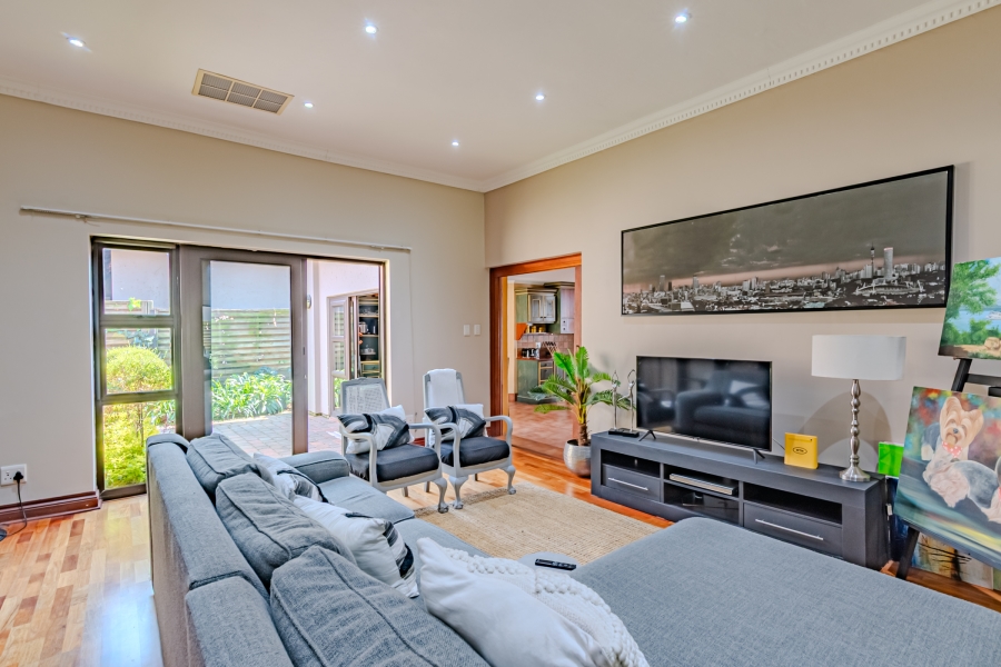 6 Bedroom Property for Sale in Pecanwood Estate North West